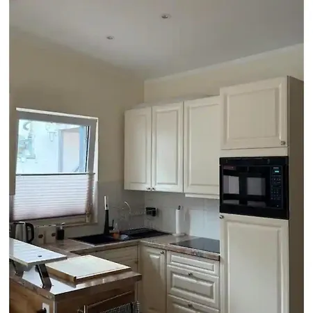 Gemuetliche Linz am Rhein